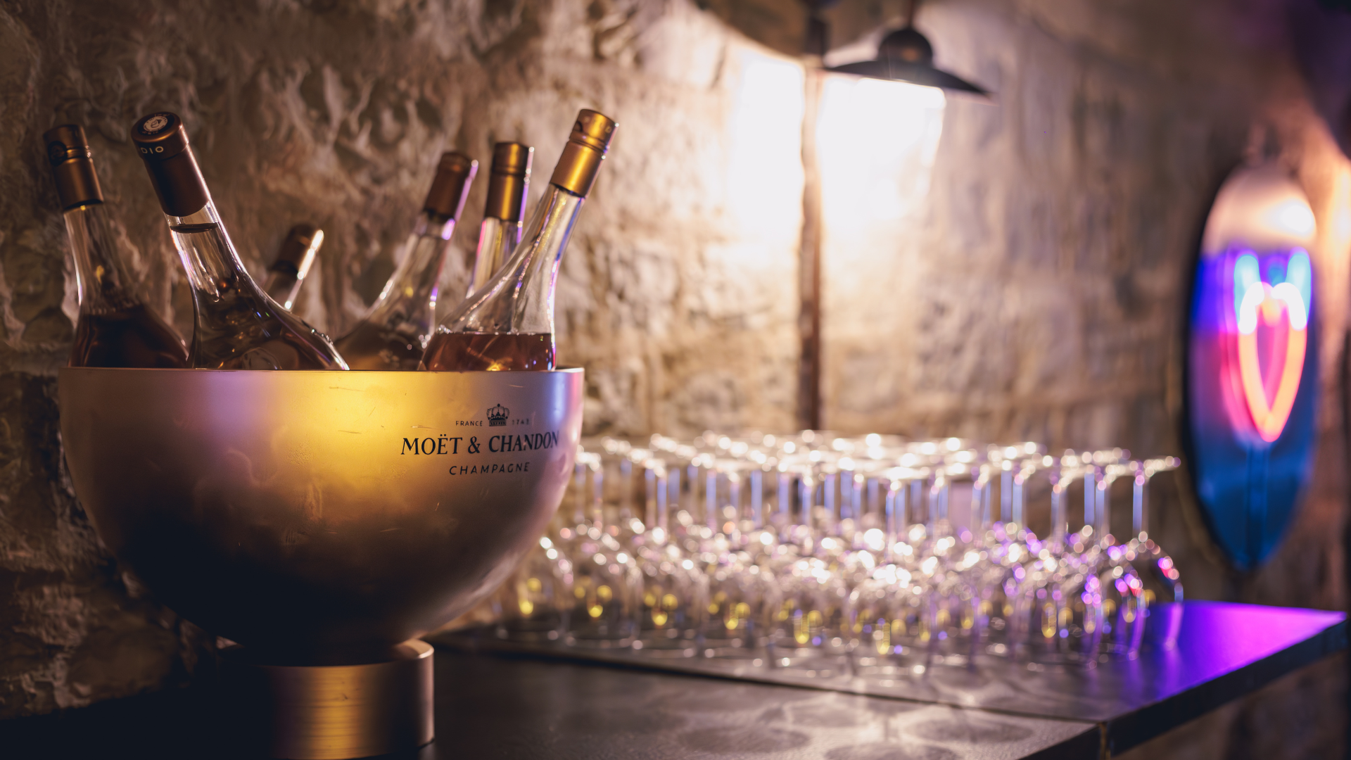 Restauration - La Place des Canailles