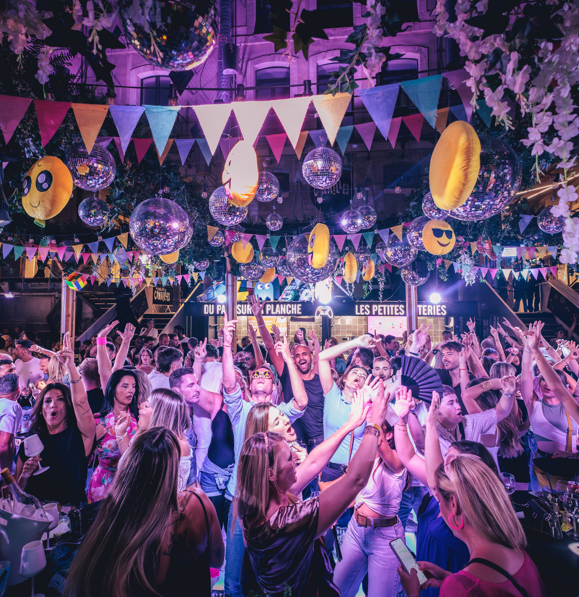 La Place Des Canailles